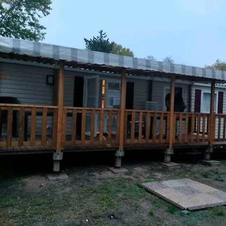 אתר קמפינג Mobil St Jean De Monts A166 *