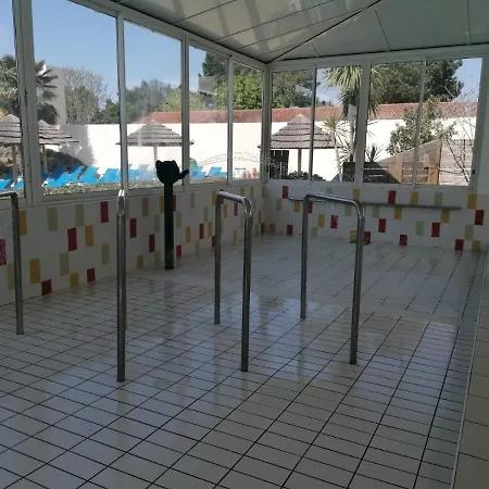 Mobil St Jean De Monts A166 * סן ז'אן דה מון